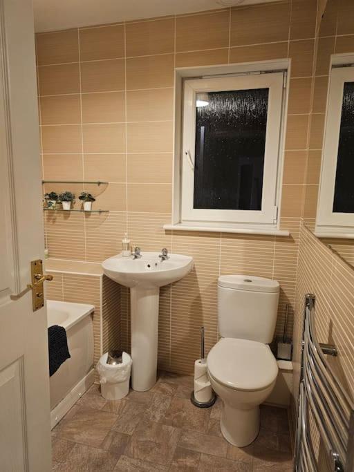 The Park View, 2 Bedroom House Kirkcaldy Ngoại thất bức ảnh